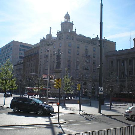 Apartamentos Plaza Espana Deluxe Zaragoza Exterior foto
