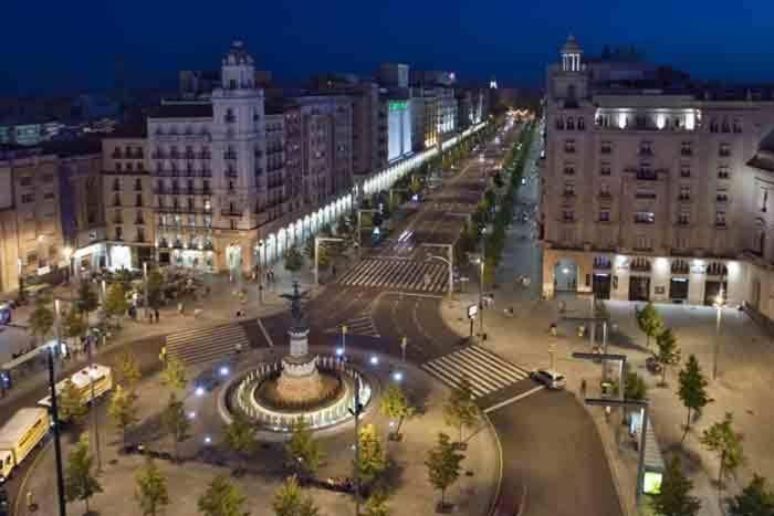 Apartamentos Plaza Espana Deluxe Zaragoza Exterior foto